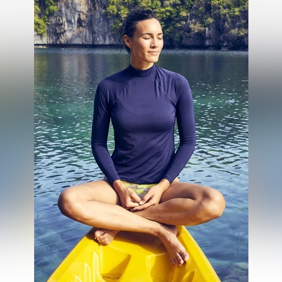 Athleta Other - Athleta North Point Rashguard Women’s Size M Long Sleeve Zip Back Blue UPF 50+